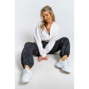 Брюки женские 981 футер 3-х нитка с начёсом пенье (р-ры: 42-52) черный винтаж Брюки женские 981 футер 3-х нитка с начёсом пенье (р-ры: 42-52) черный винтаж