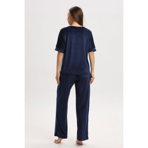 Костюм двойка женский К3130.4 велюр (р-ры: 48-62) Костюм двойка женский К3130.4 велюр (р-ры: 48-62)