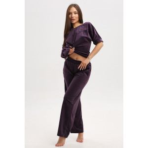 Костюм двойка женский К3130.7 велюр (р-ры: 48-62) Костюм двойка женский К3130.7 велюр (р-ры: 48-62)