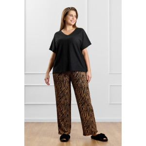 Футболка женская "Элегия-2" фактурный трикотаж (р-ры: 50-60) черный Футболка женская "Элегия-2" фактурный трикотаж (р-ры: 50-60) черный