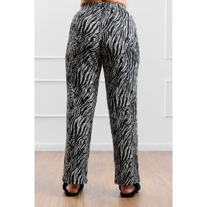 Брюки женские "Элегия-1" фактурный трикотаж (р-ры: 50-60) черный