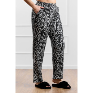 Брюки женские "Элегия-1" фактурный трикотаж (р-ры: 50-60) черный