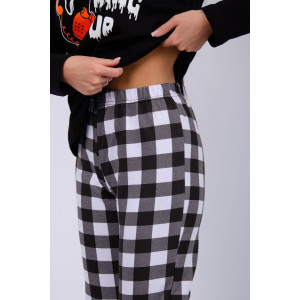 Пижама женская "Ужастики 1" футер 2-х нитка начес (р-ры: 42-52) Пижама женская "Ужастики 1" футер 2-х нитка начес (р-ры: 42-52)