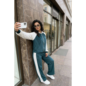 Костюм двойка женский КС-200ВР/ИЗУБЕЖ велюр (р-ры: 46-56) изумрудно-бежевый