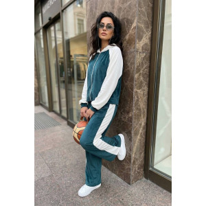 Костюм двойка женский КС-200ВР/ИЗУБЕЖ велюр (р-ры: 46-56) изумрудно-бежевый