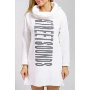 Туника женская "Жаклин" 1355 велсофт (последний размер) молочный 58