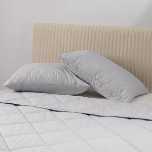 Одеяло "Мерида" меринос в сатине всесезонное Одеяло "Мерида" меринос в сатине всесезонное