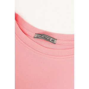 Футболка женская №50553 кулирка (последний размер) розовый 52 Футболка женская №50553 кулирка (последний размер) розовый 52