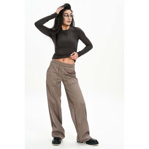 Брюки женские №058621 эко-замша (р-ры: 42-52) бежевый Брюки женские №058621 эко-замша (р-ры: 42-52) бежевый