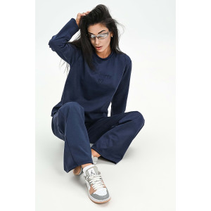 Свитшот женский №058620 эко-замша (р-ры: 42-52) синий Свитшот женский №058620 эко-замша (р-ры: 42-52) синий