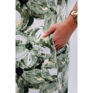 Халат женский "Рената" кулирка (р-ры: 50-60) лилии Халат женский "Рената" кулирка (р-ры: 50-60) лилии