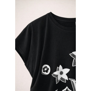 Футболка женская А1025 "Graphic Bloom" хлопок стрейч (р-ры: 46-56) черный