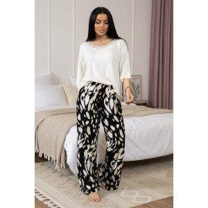 Костюм двойка женский 2105 вискоза (последний размер) молочный 50-52