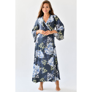 Халат женский "Матушка" масло (последний размер) бежевый 52,66 Халат женский "Матушка" масло (последний размер) бежевый 52,66