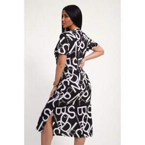 Платье женское "Изабелла" масло (р-ры: 48-62) буквы на черном Платье женское "Изабелла" масло (р-ры: 48-62) буквы на черном