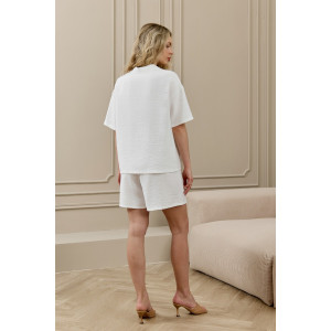 Шорты женские "Ясмина-5" фактурное полотно (р-ры: 44-54) белый Шорты женские "Ясмина-5" фактурное полотно (р-ры: 44-54) белый