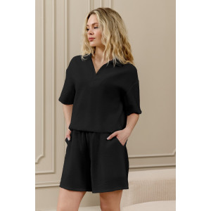 Шорты женские "Ясмина-5" фактурное полотно (р-ры: 44-54) черный Шорты женские "Ясмина-5" фактурное полотно (р-ры: 44-54) черный