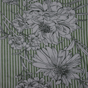 Футболка женская "Дача" 413-К трикотаж (последний размер) белые цветы зелено-белая полоса 56