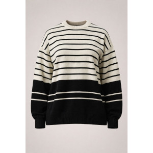 Джемпер женский №0623 вязаный трикотаж (р-ры: 42-50) молочный-черная полоса